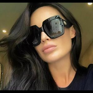 Oversized Square Sunglasses Retro Fashion Shades